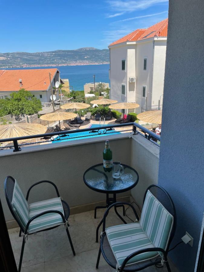 Apartament Slatine No 1 Слатине Екстериор снимка
