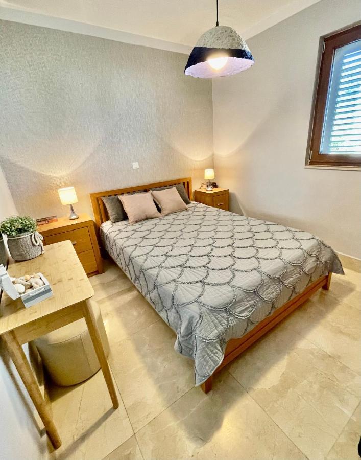 Apartament Slatine No 1 Слатине Екстериор снимка