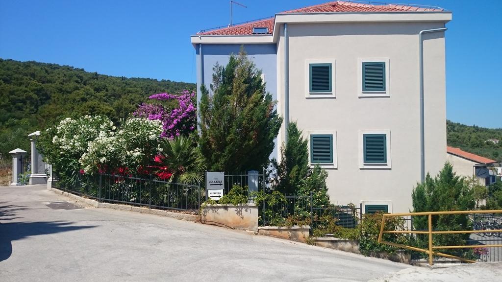 Apartament Slatine No 1 Слатине Екстериор снимка